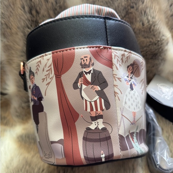 NWT Disney Parks Haunted Mansion Stretching Portraits Bucket Bag HANDBAG - Picture 1 of 7